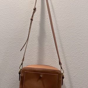 Madewell- The Transport Camera Bag